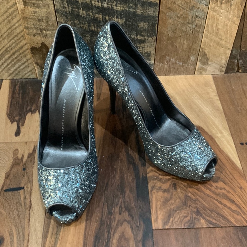 Giuseppe Zanotti Glitter Heel